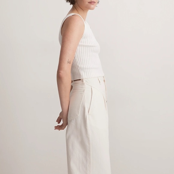 V-Neck Sweater Tank Eyelet White - Picture 3 of 8